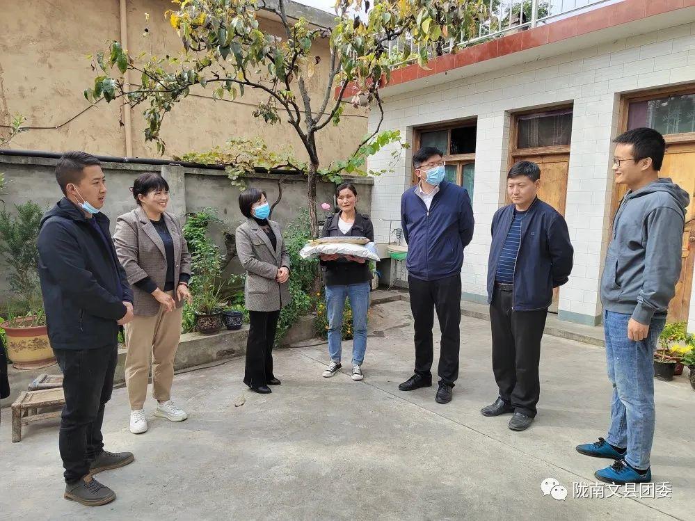 幼儿趣味体育接力，建桥梁，快乐与健康并行
