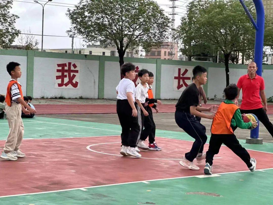 碧涌镇小学体育测试，展现学生活力与潜力的精彩瞬间