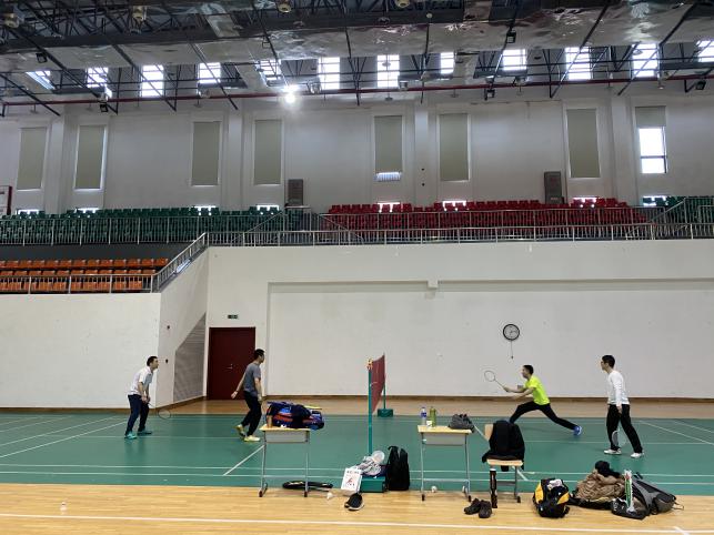 饭后锻炼，体育馆中的活力之源 —— 观看体育馆锻炼视频体验分享