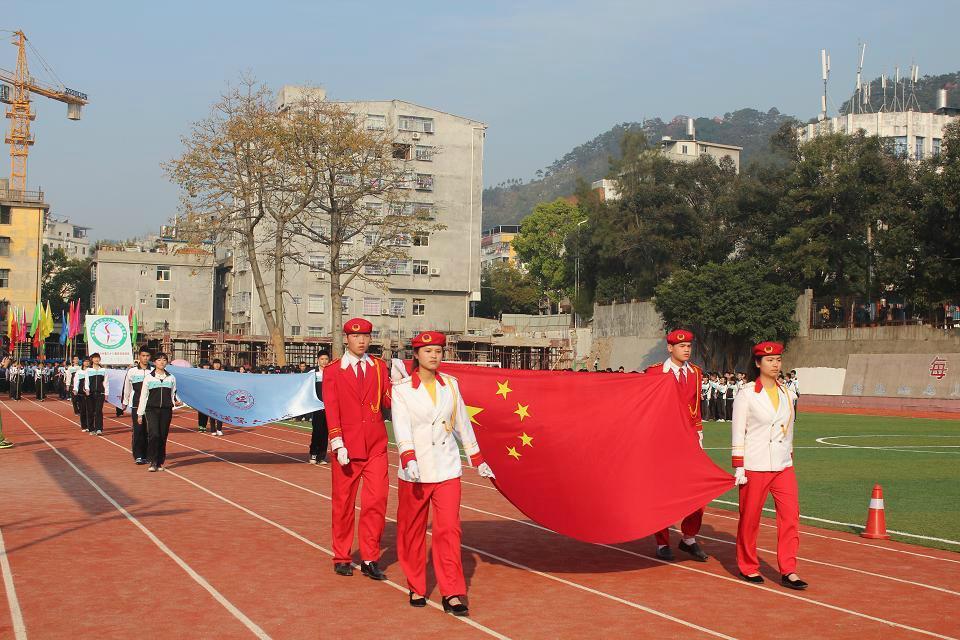 霞浦中学体育实力大比拼，探寻哪个中学的体育更胜一筹